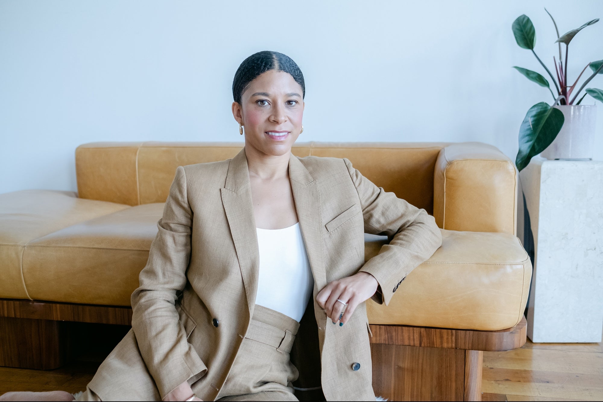 This Black Founder Was Gaslit By Her Doctor During Pregnancy. The Experience Drove Her to Create a Community for Expectant Moms.