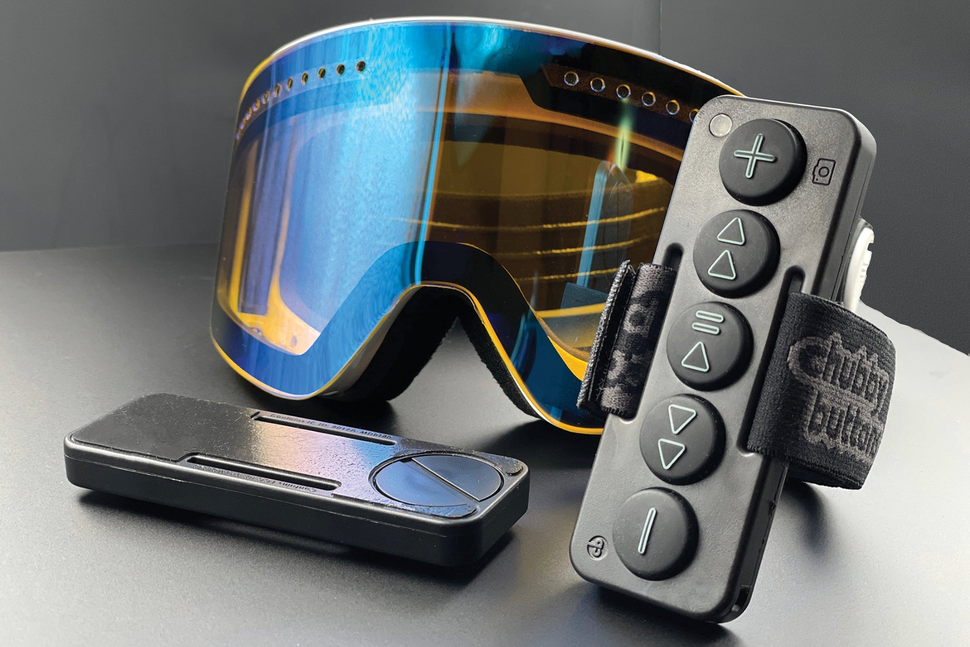 The 5 Must-Have Items That Help You Mix Business and Pleasure Like a Pro
