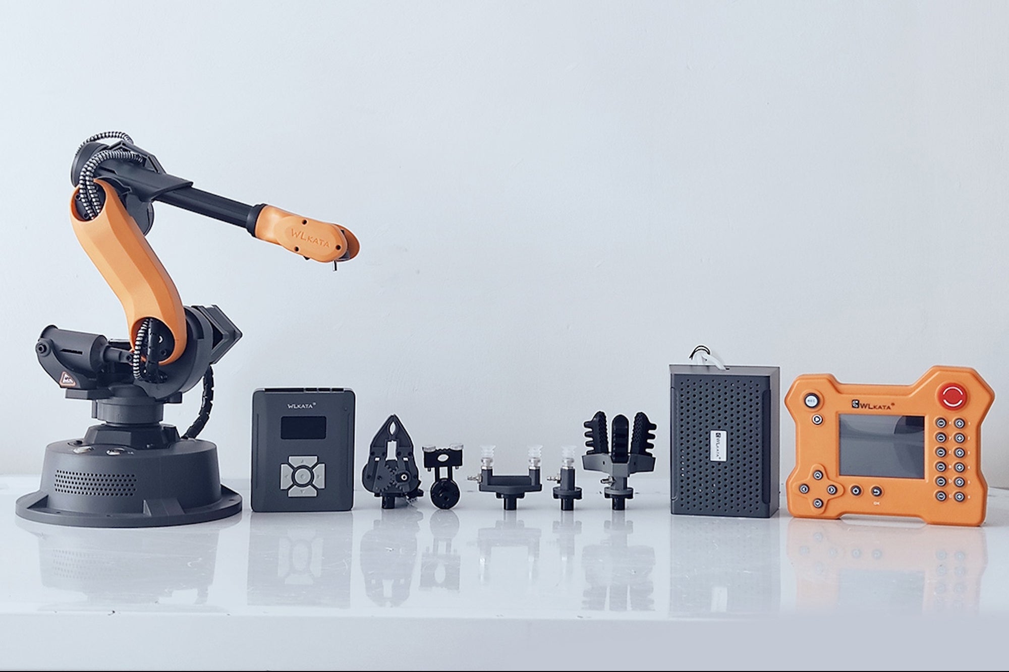 Save $93 on This Mini AI Robotics Arm and Software