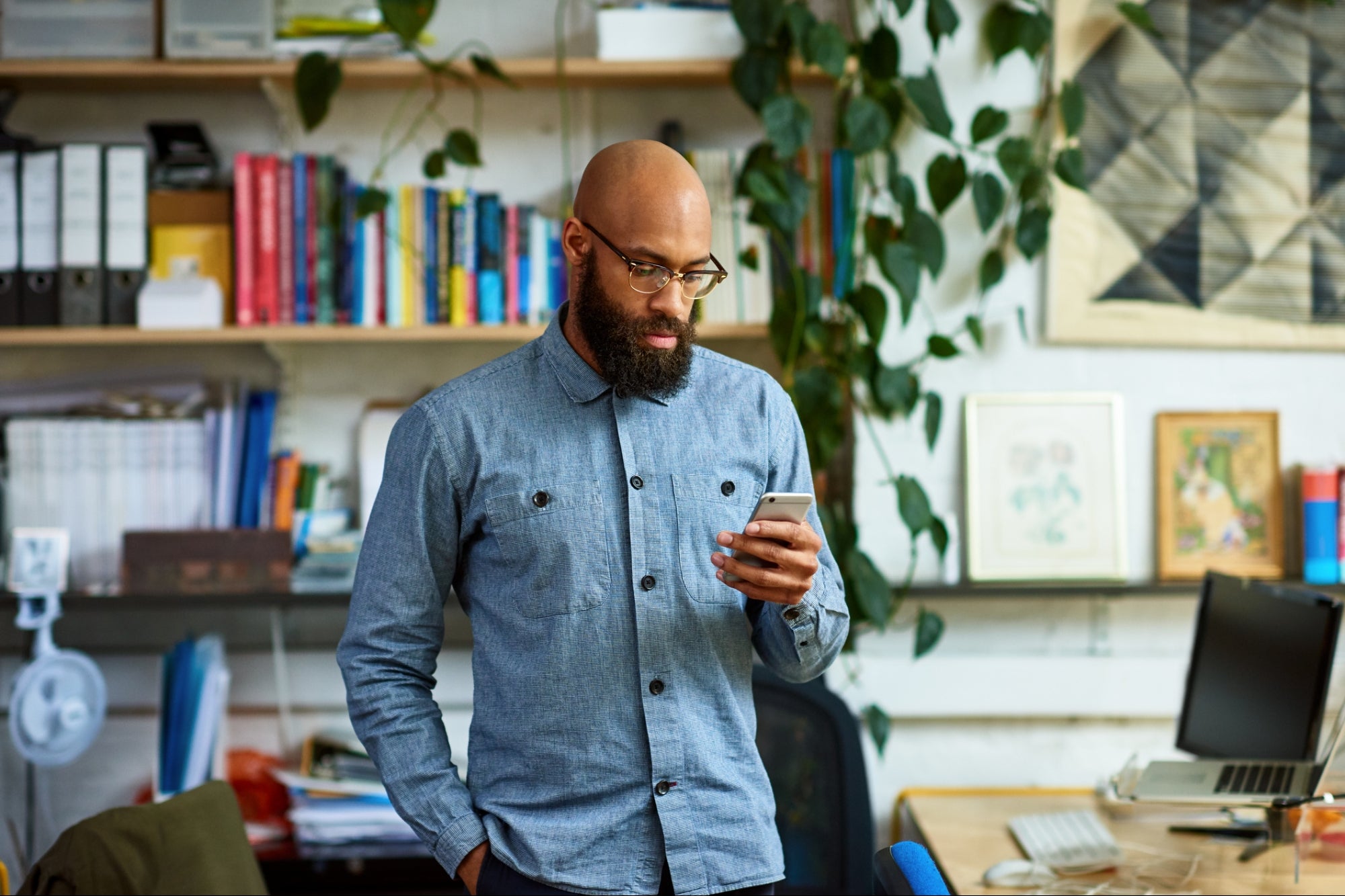 Why Small Businesses Should Work Twice as Hard to Crush It on Social Media