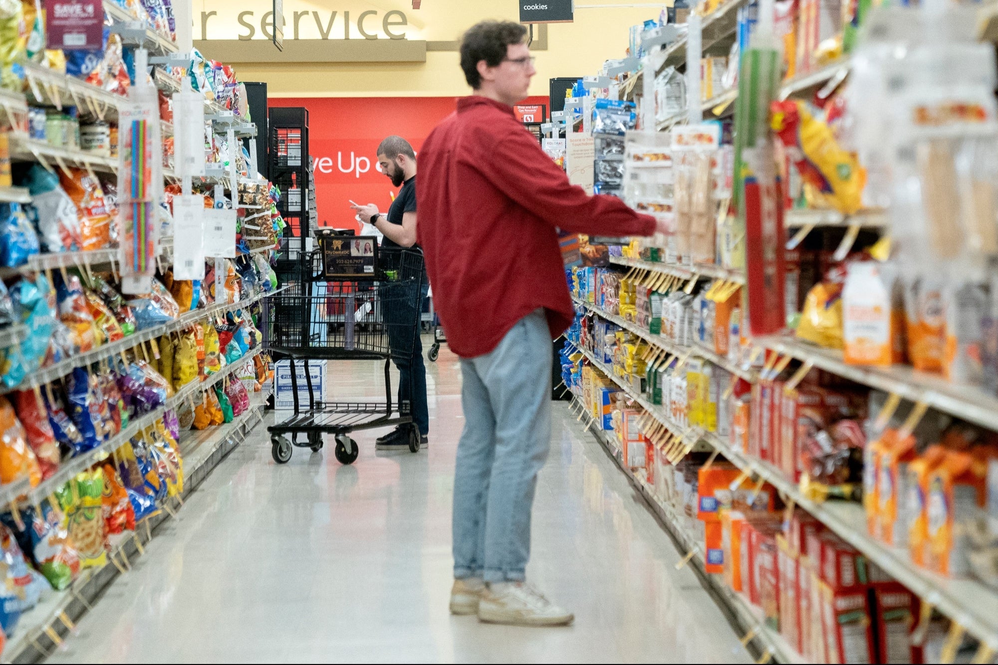 Retailers See Surge in Sales Despite Soaring Prices