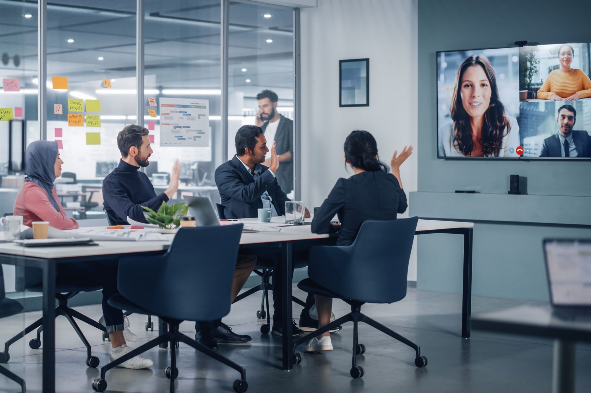 Employers: Hybrid Work is Not The Problem — Your Guidelines Are. Here's Why and How to Fix Them.