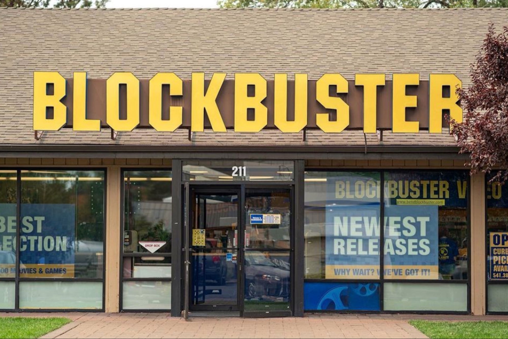 There's Only One Blockbuster Left in the World – And Here's Why Business Is Booming