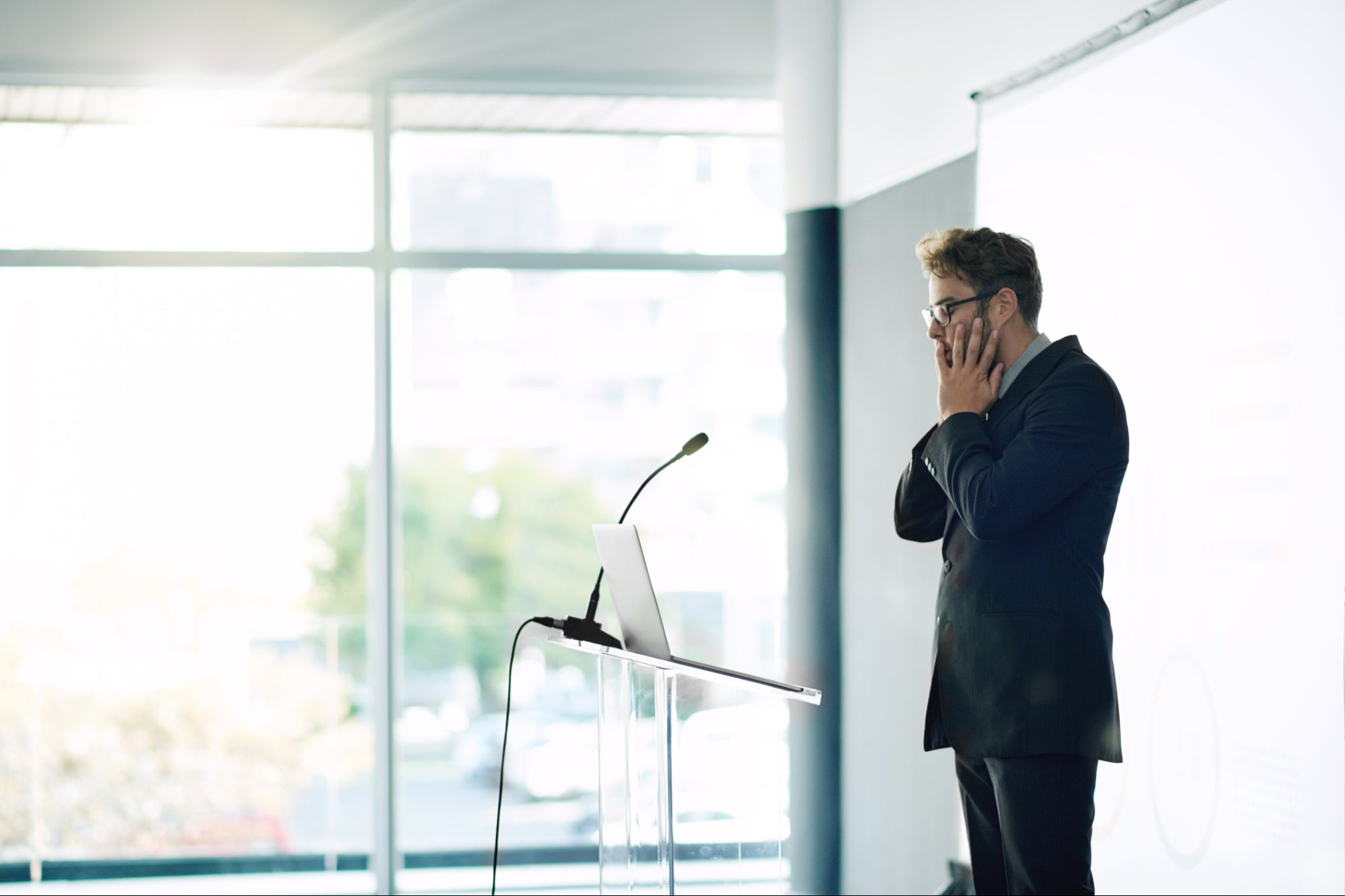 How to Tame Your Anxiety and Enthrall Your Audience, Even If You're a Bad Public Speaker
