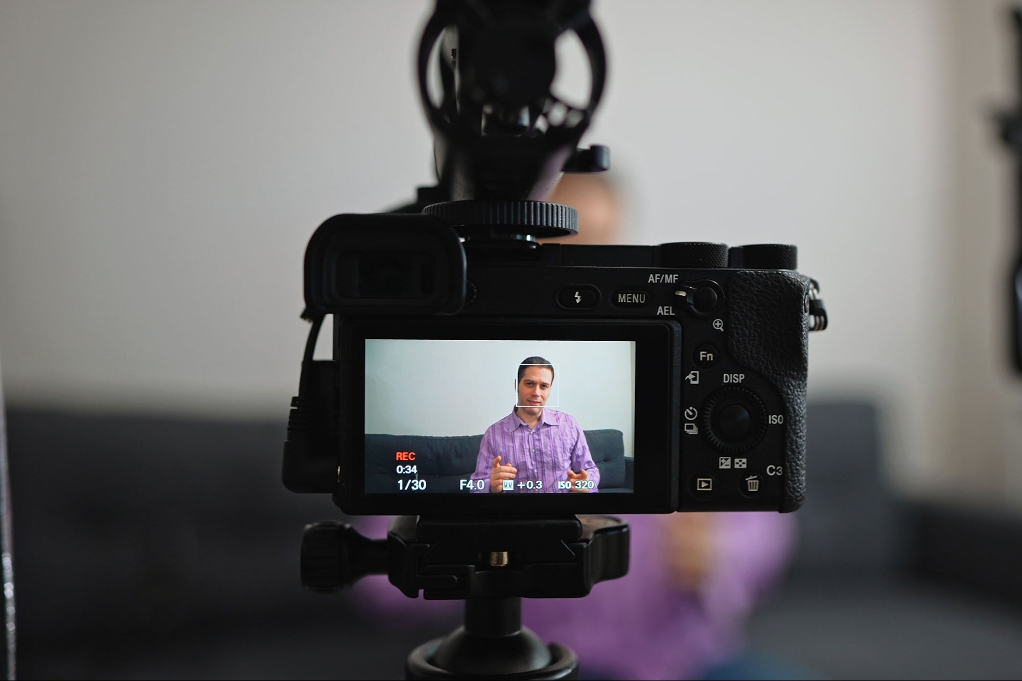 6 Social Media Content Strategies That Will Transform You From An Unknown to a Trusted Authority