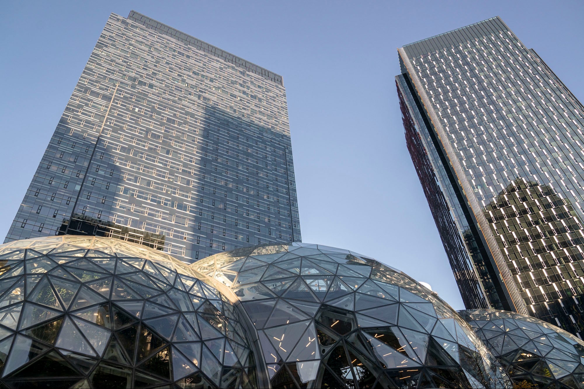 Amazon Employees Are Fighting on Slack About Returning to the Office