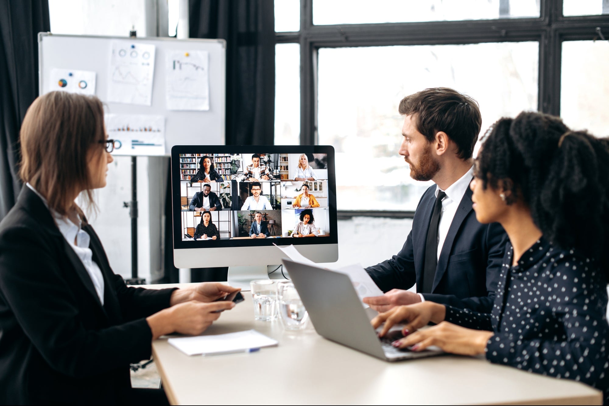 5 Steps to Implement the Ideal Hybrid Work Model