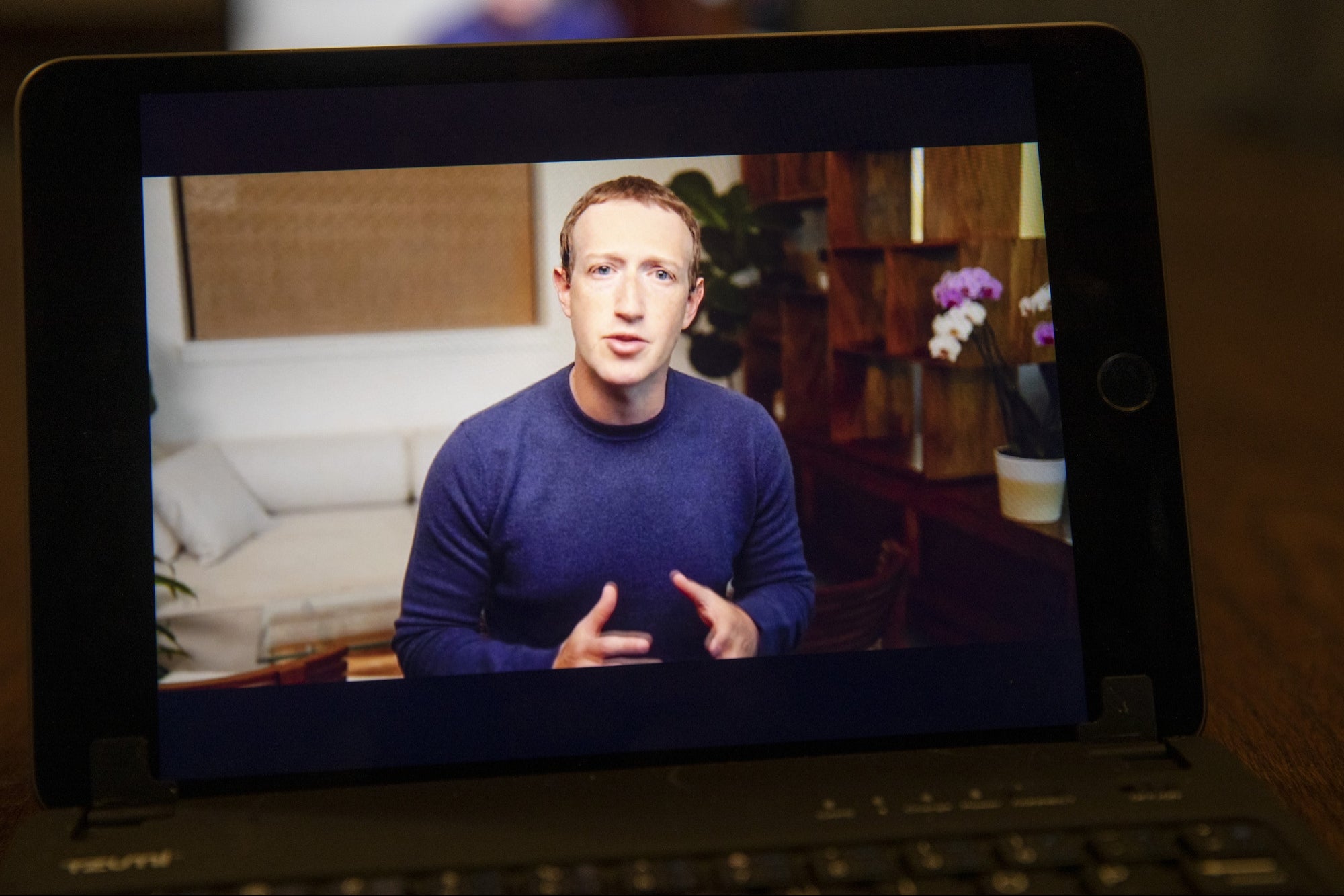 Meta Employees Interrogate Mark Zuckerberg in Town Hall Meeting