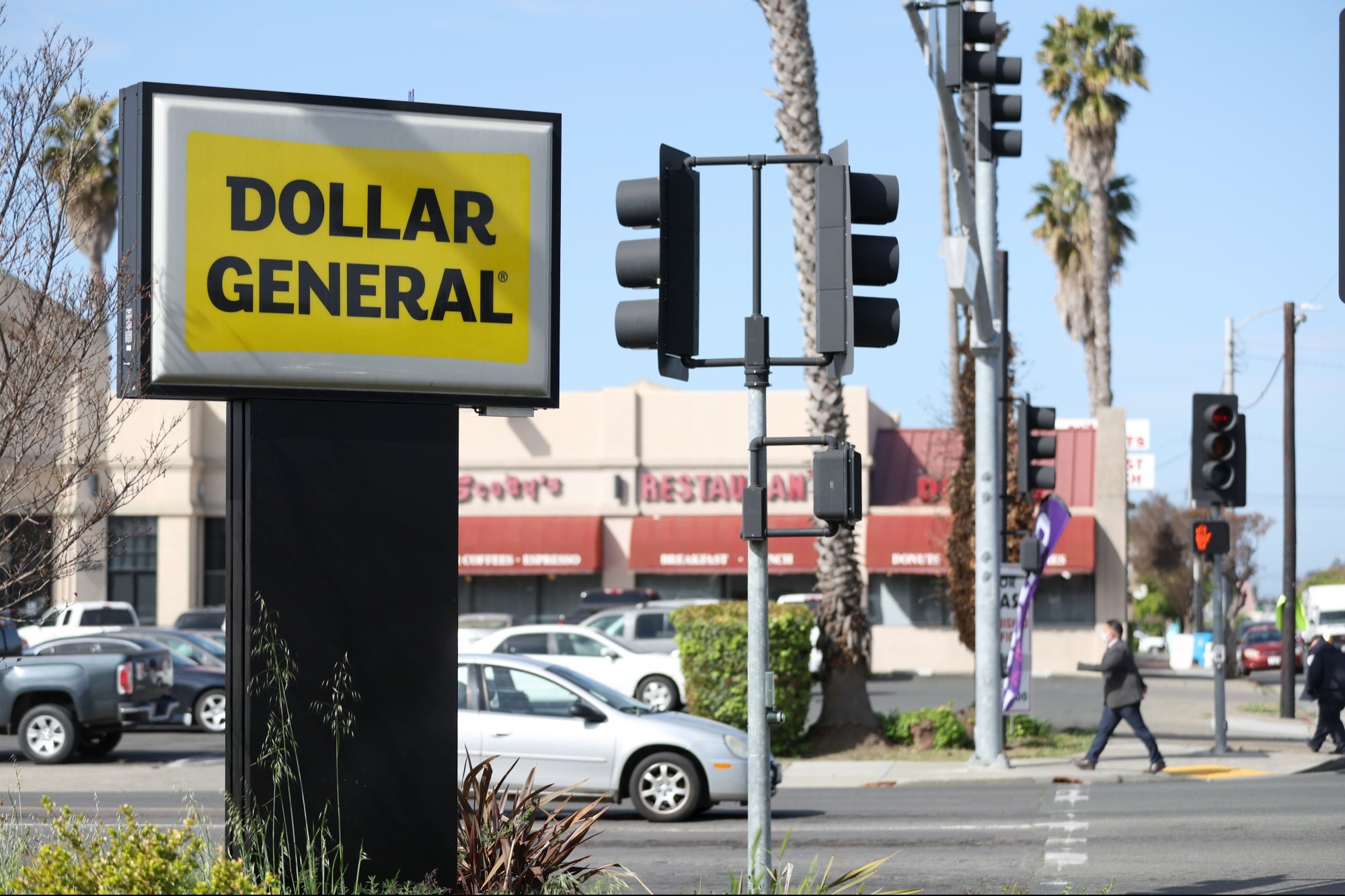 Dollar General Announces $100 Million New Spending on Staff and Store Improvements
