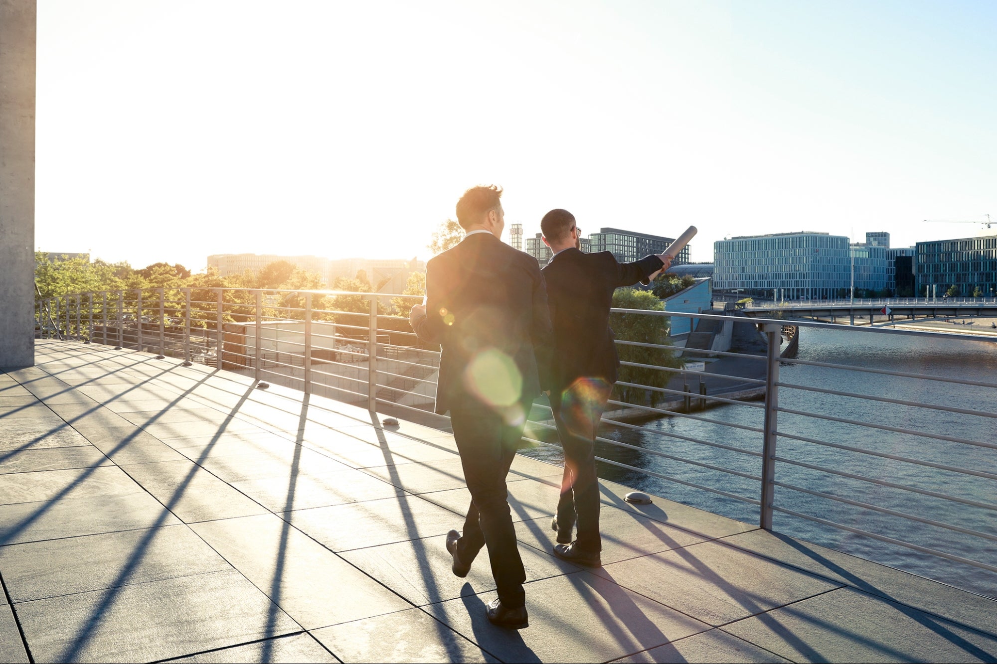How to Be a Better Business Negotiator, According to This Former FBI Hostage Negotiator