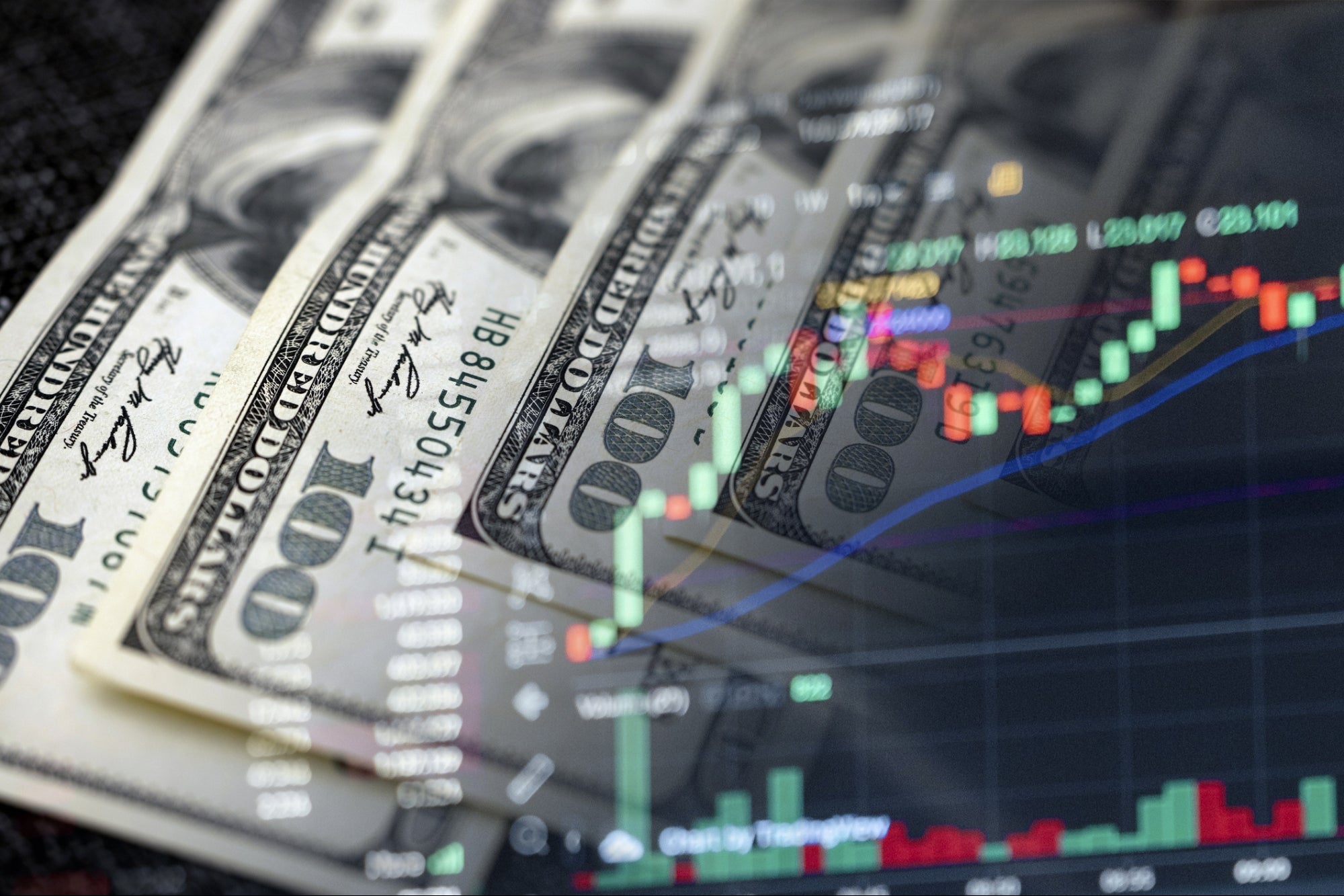 3 Tried-and-True Strategies to Help Marketers Navigate Turbulent Economic Conditions