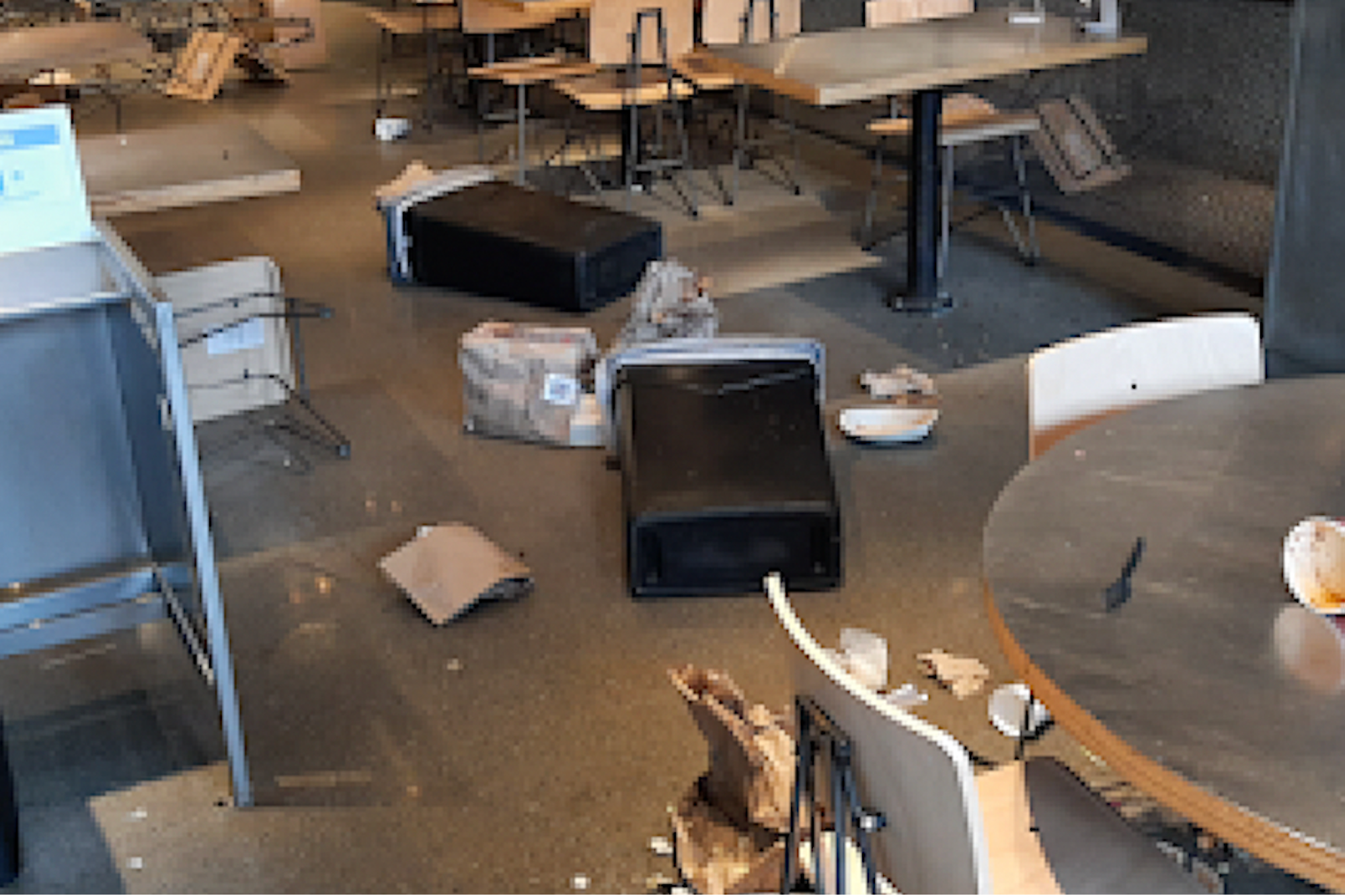 'Shoot Them': Disgruntled Customers Attack Chipotle Workers Who Won't Give Them Extra Cheese