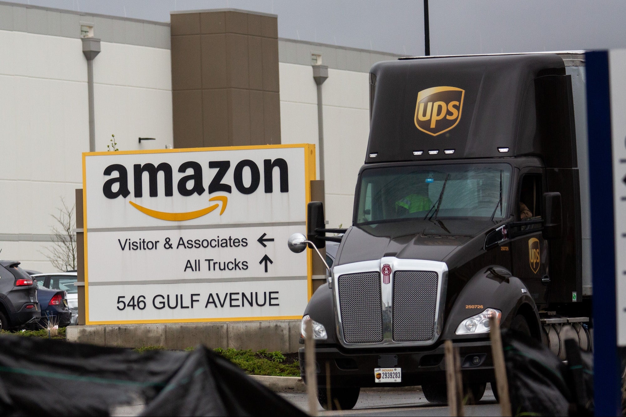 Amazon Is Now Charging a Fee For Some UPS Store Returns