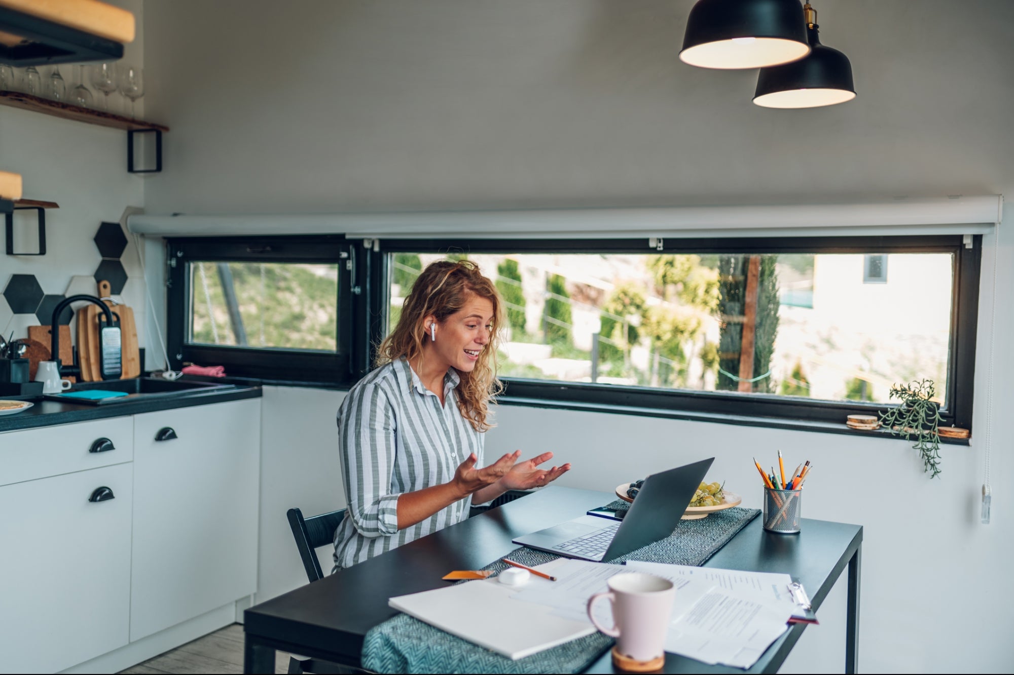 A New Remote Work Trend is Helping Employers Retain Talent Amid Labor Market Pressures