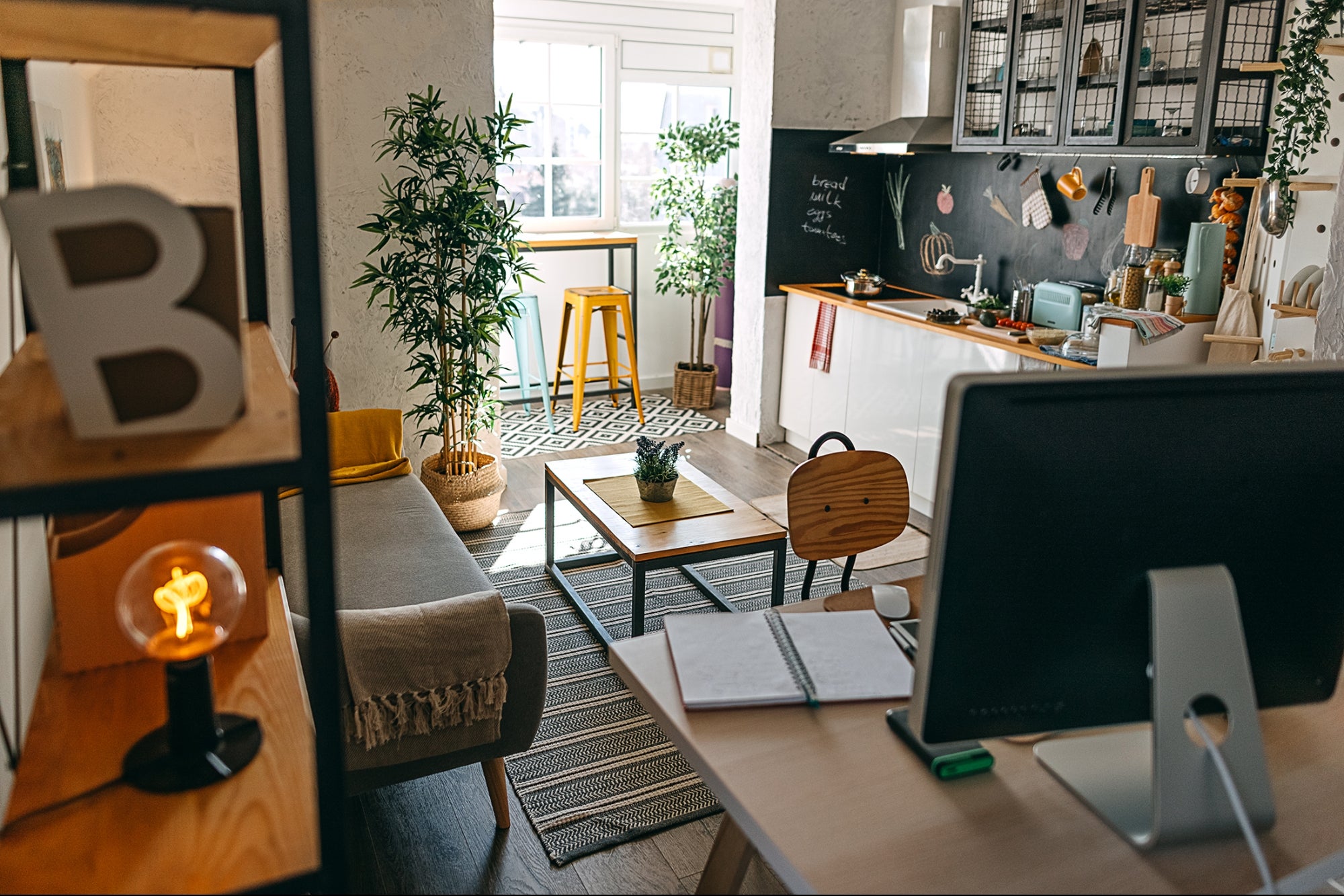 The Pros and Cons of Downsizing to a Smaller Home