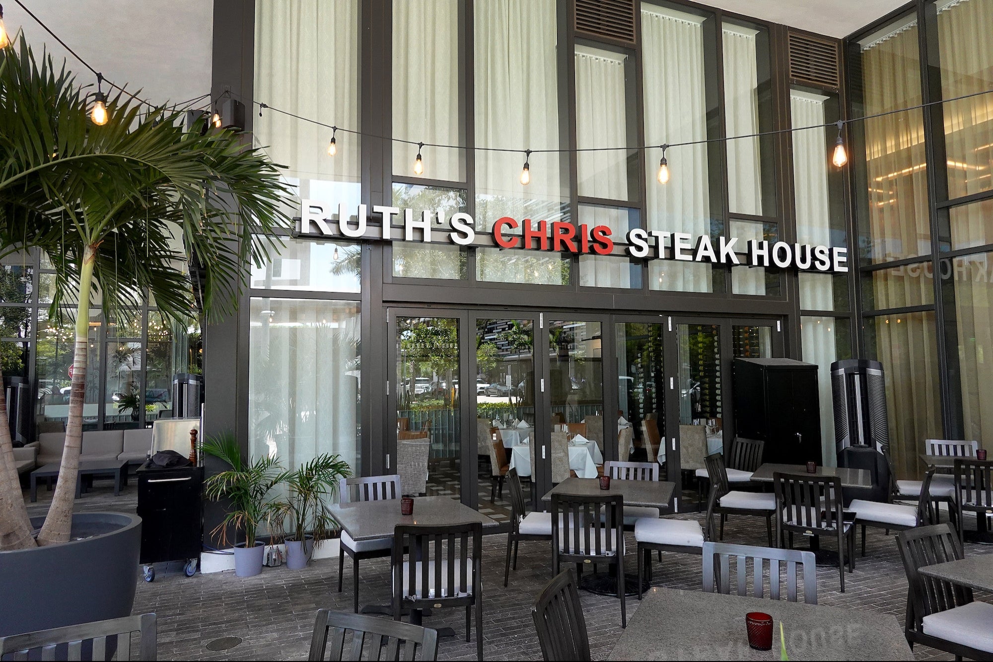 Olive Garden Parent Company Will Acquire Ruth's Chris Steak House for $715 Million
