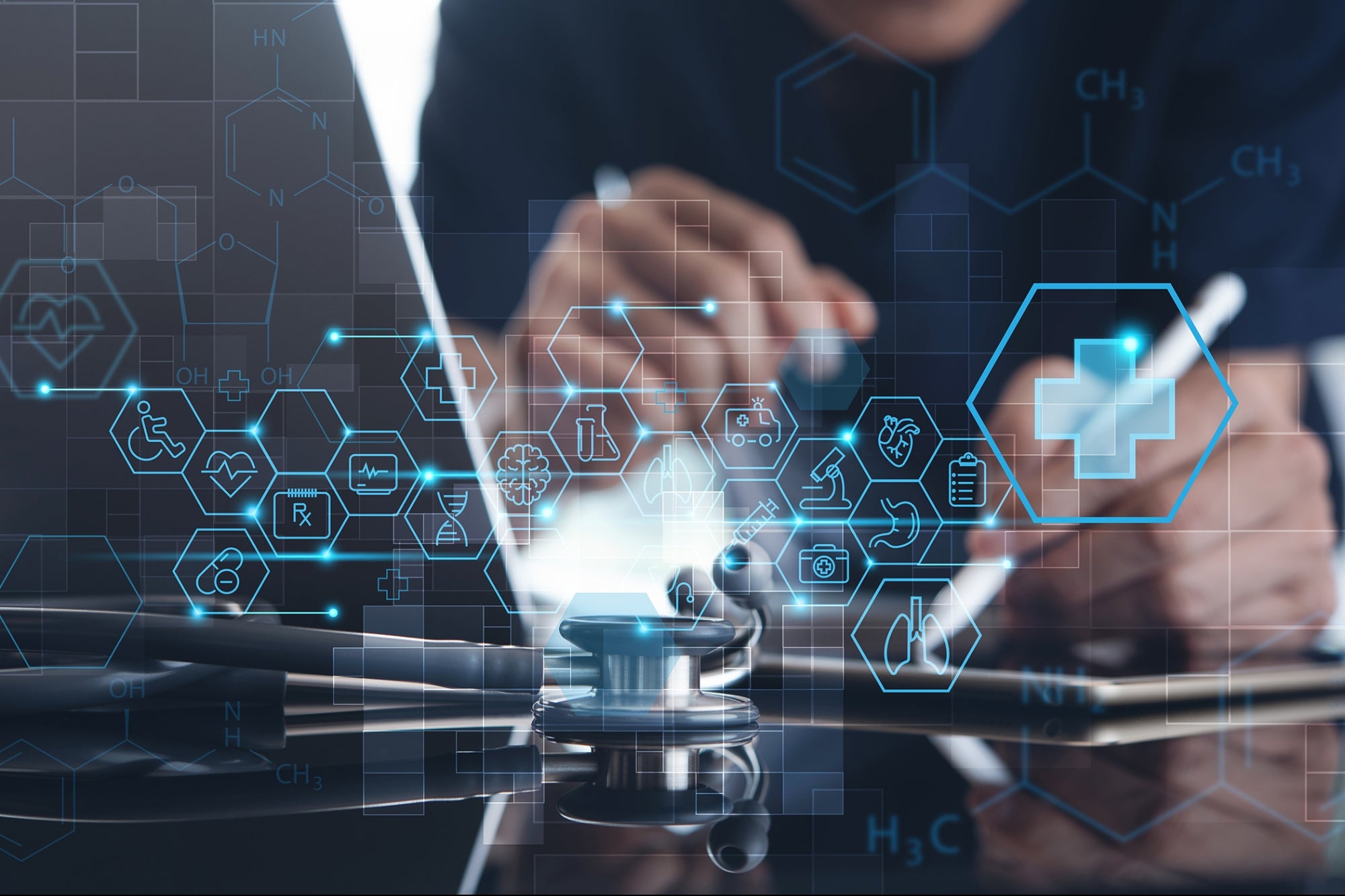 How AI and Data Are Revolutionizing the Pharmaceutical Industry