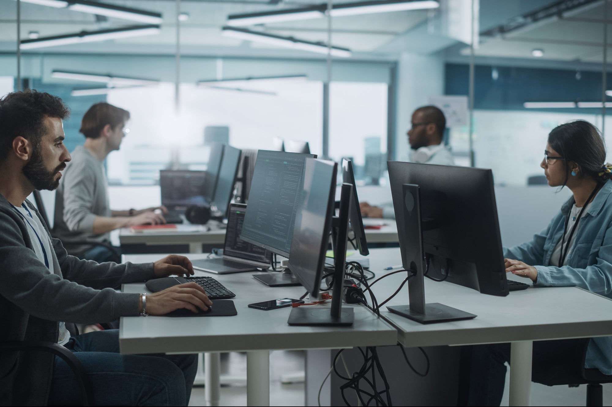 Why In-Office Work Is The Real Threat to Cybersecurity