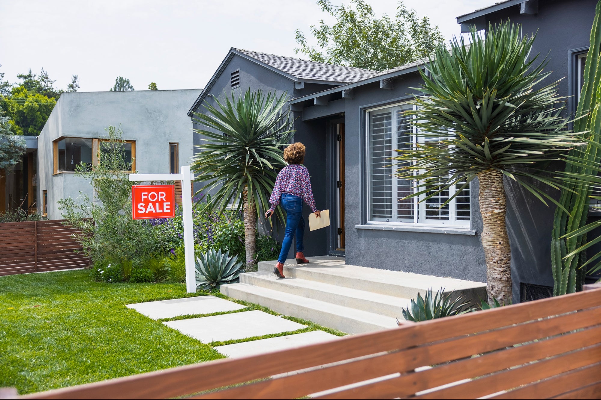 Is the Real Estate Market on the Verge of a Turnaround or Stuck in a Recurring Pattern? Here's What You Should Know.