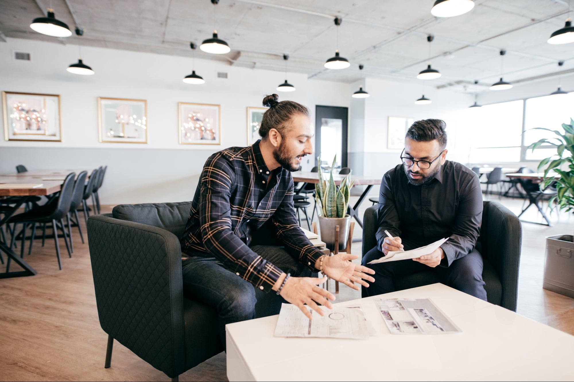 3 PR Strategies to Help Your Startup Attract Investors