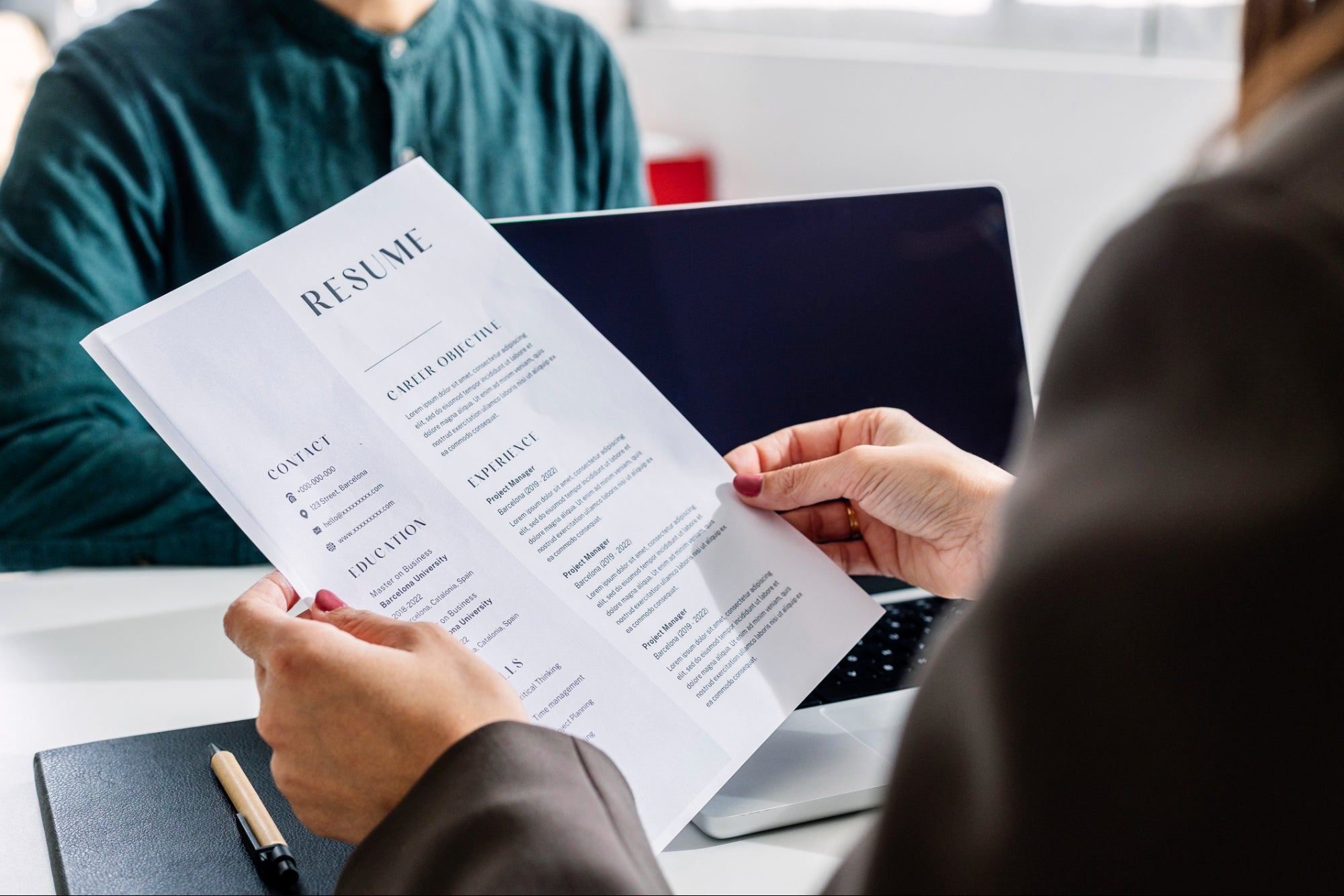 Expose ChatGPT Resumes and Uncover Real Talent Using These 5 Effective Strategies