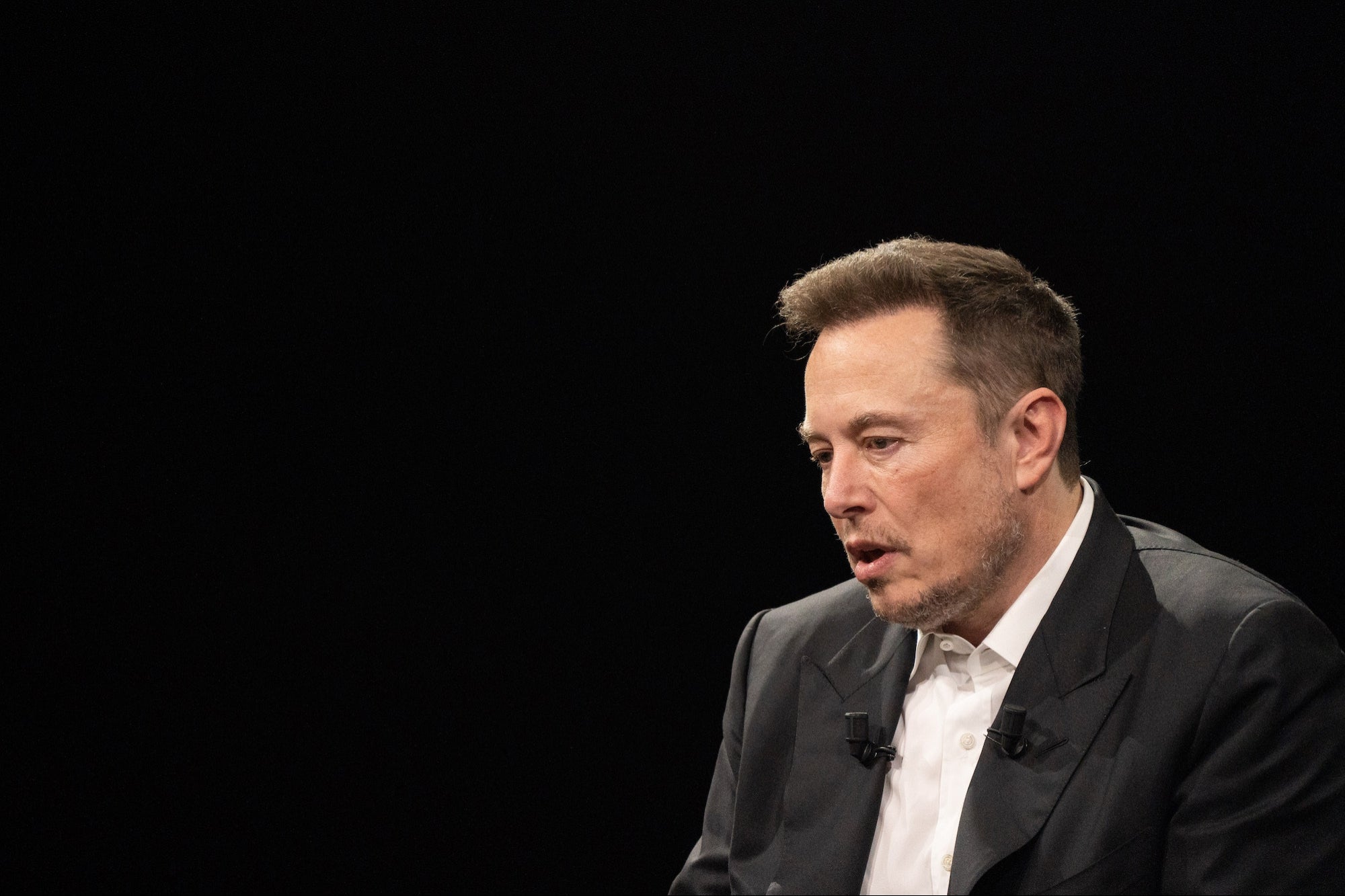 Twitter Is Being Sued for $500 Million By Laid Off Employees Claiming Unpaid Severance