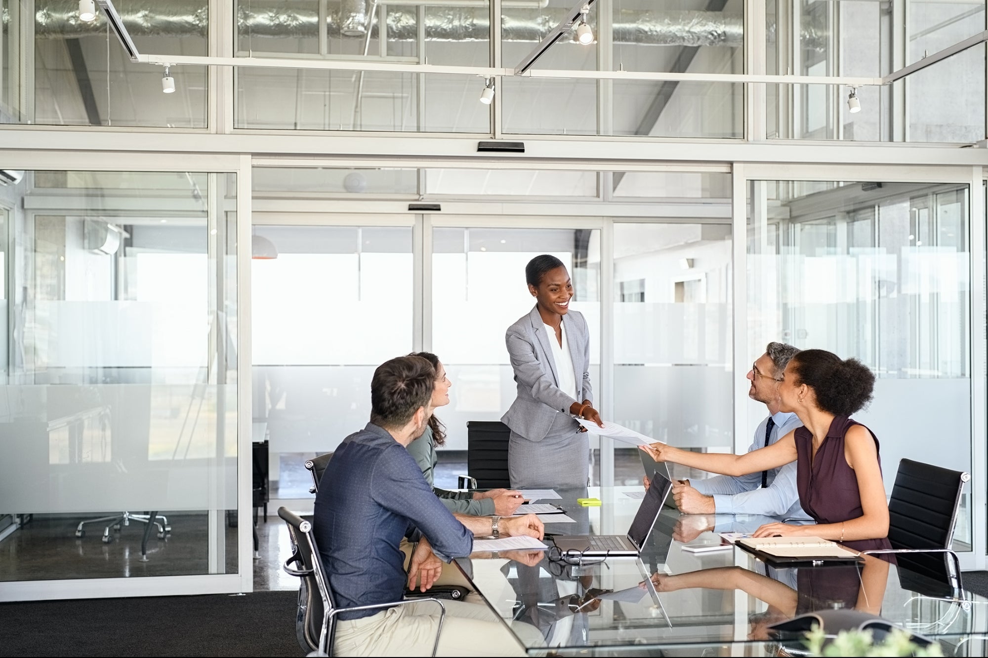 7 Empowering Strategies for Leaders Transitioning to New Roles