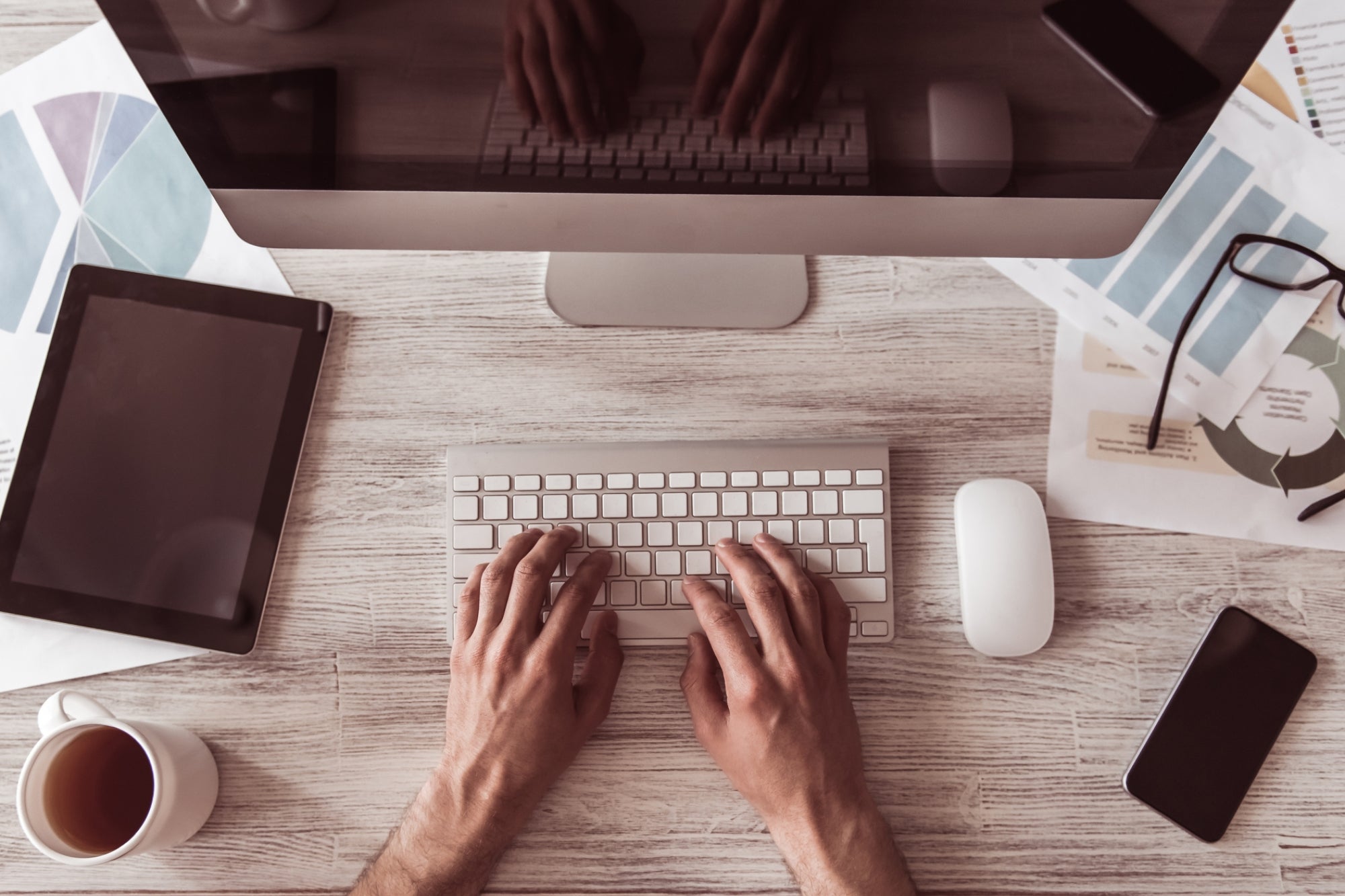 Tap Into the 5 Senses to Supercharge Your Work Productivity