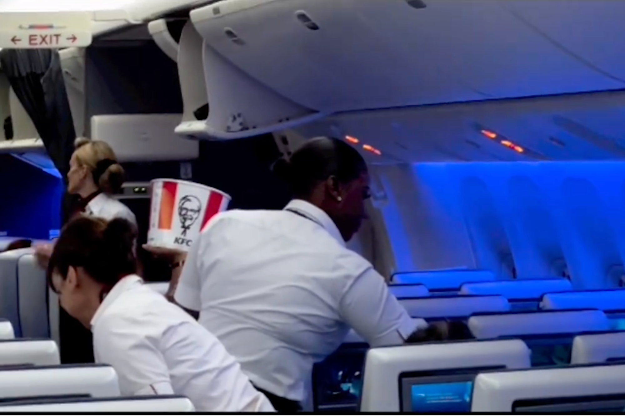 'Absolute Disgrace': British Airways Feeds Customers '1 Piece' of KFC Chicken After Catering Problems