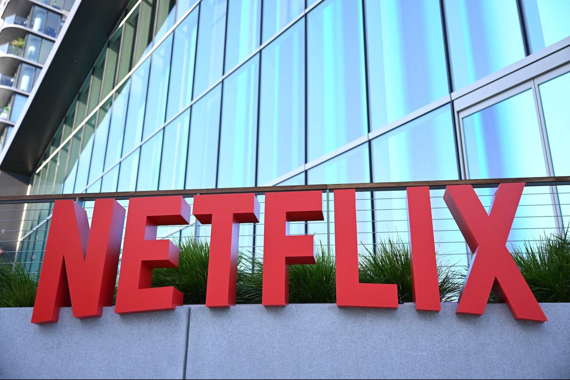 Netflix is Hiring an AI-Focused Role—and the Starting Salary is up to $900,000