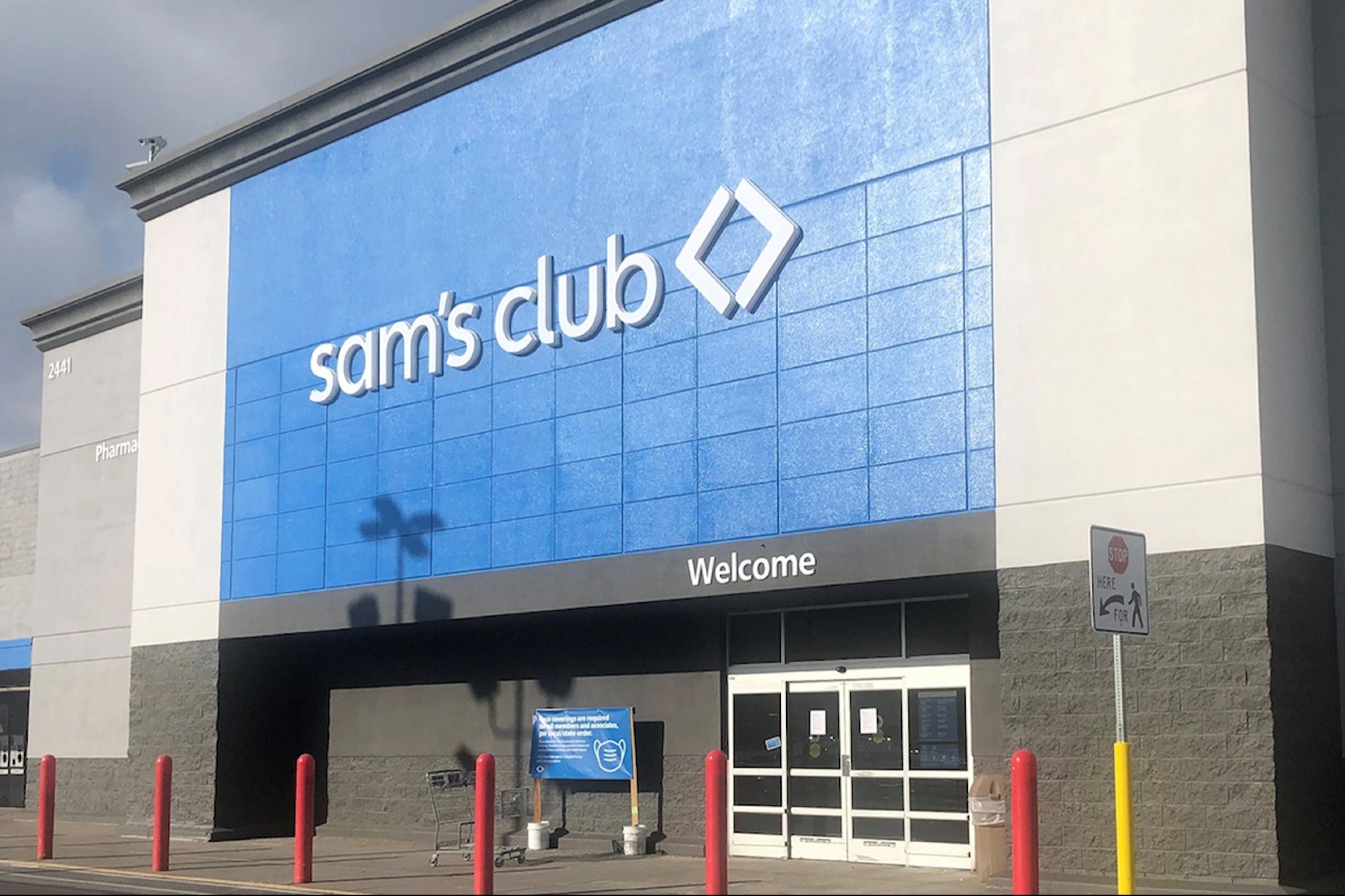 Get a One-Year Sam's Club Membership for Only $24.99