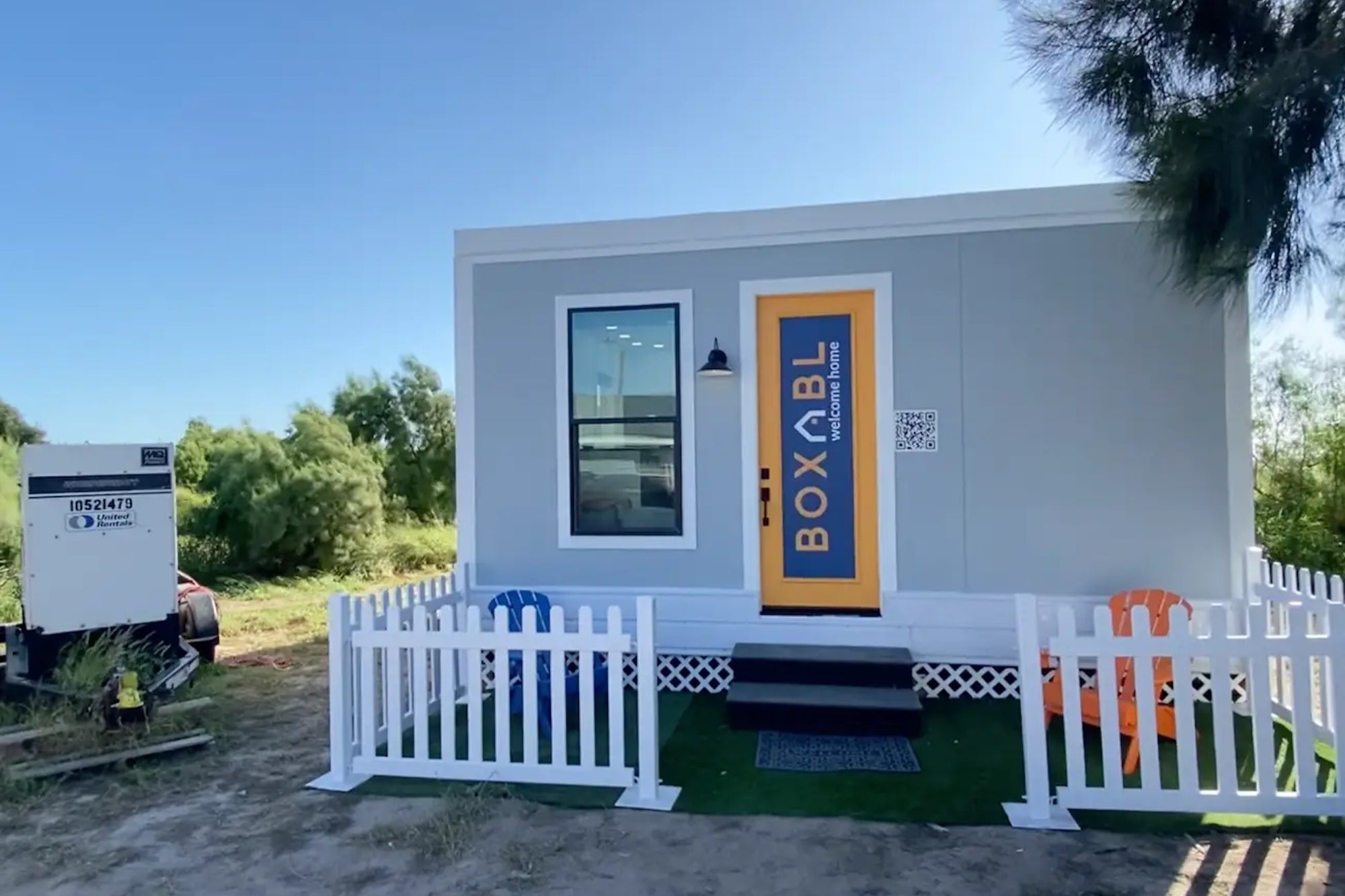 See Inside Elon Musk's $50,000 House, Thanks to This Rare Photo Posted By His Biographer