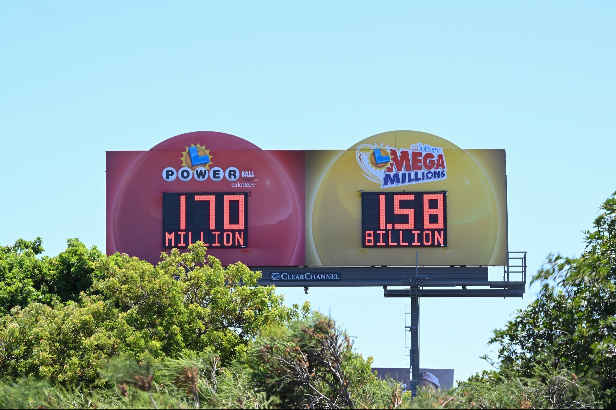 Historic $1.58 Billion Mega Millions Jackpot Won in Florida, Publix Supermarket Sells Lucky Ticket