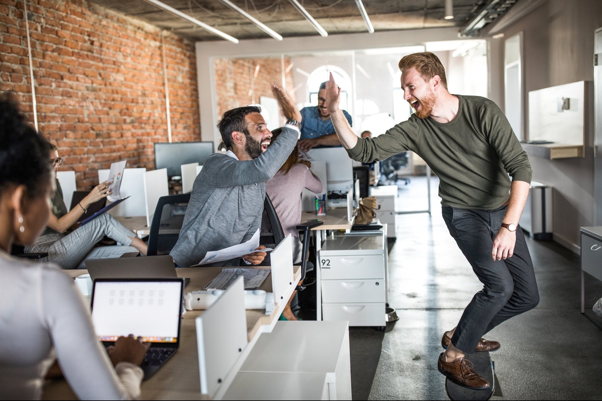 'Loud Laborers' Are Turning the Workplace Toxic. These Red Flags Reveal There's One on Your Team — and Maybe It's You.