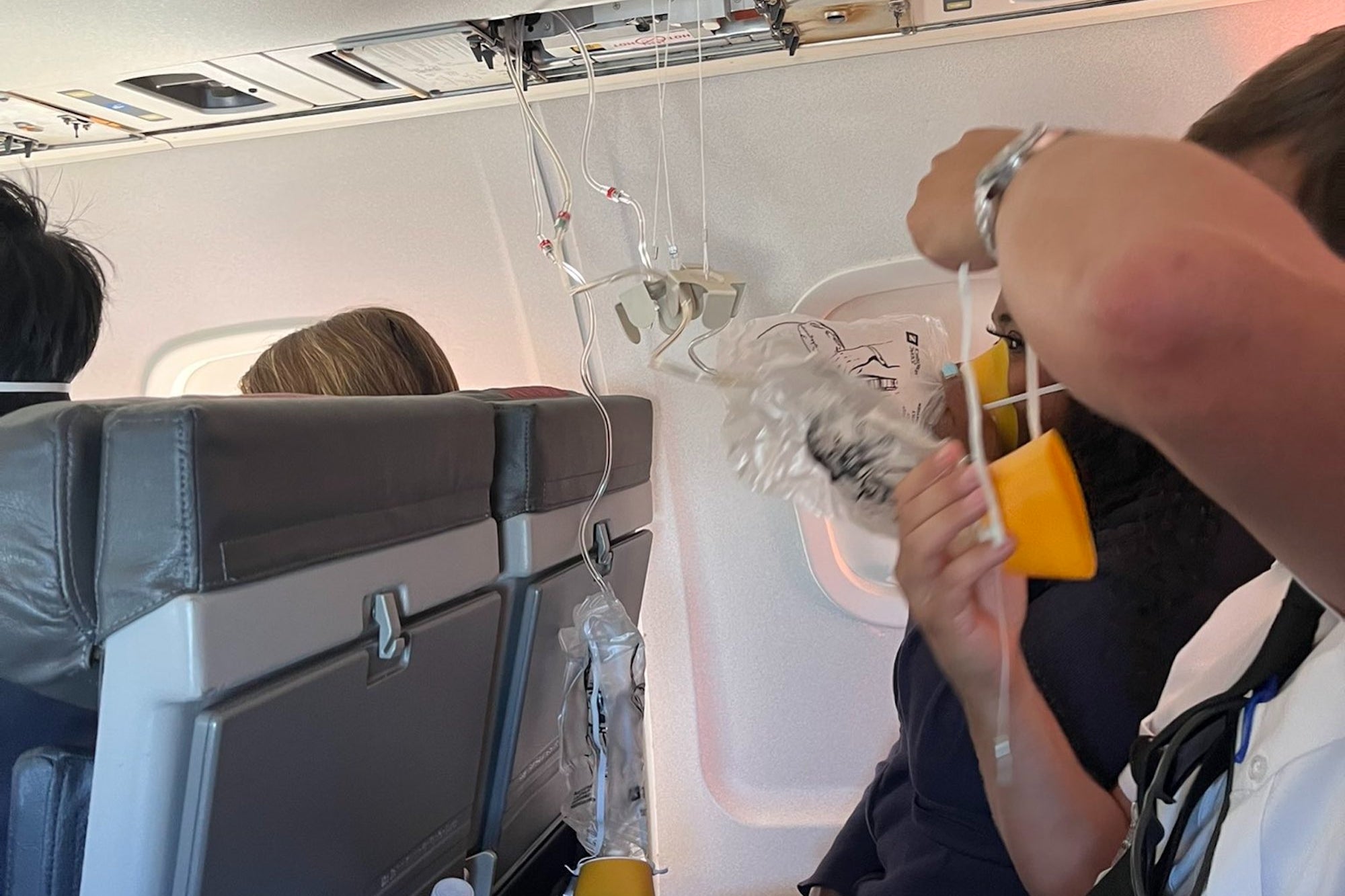 American Airlines Flight Plummets 20,000 Feet in 'Terrifying' Incident: 'Burning Smell, Loud Bang'