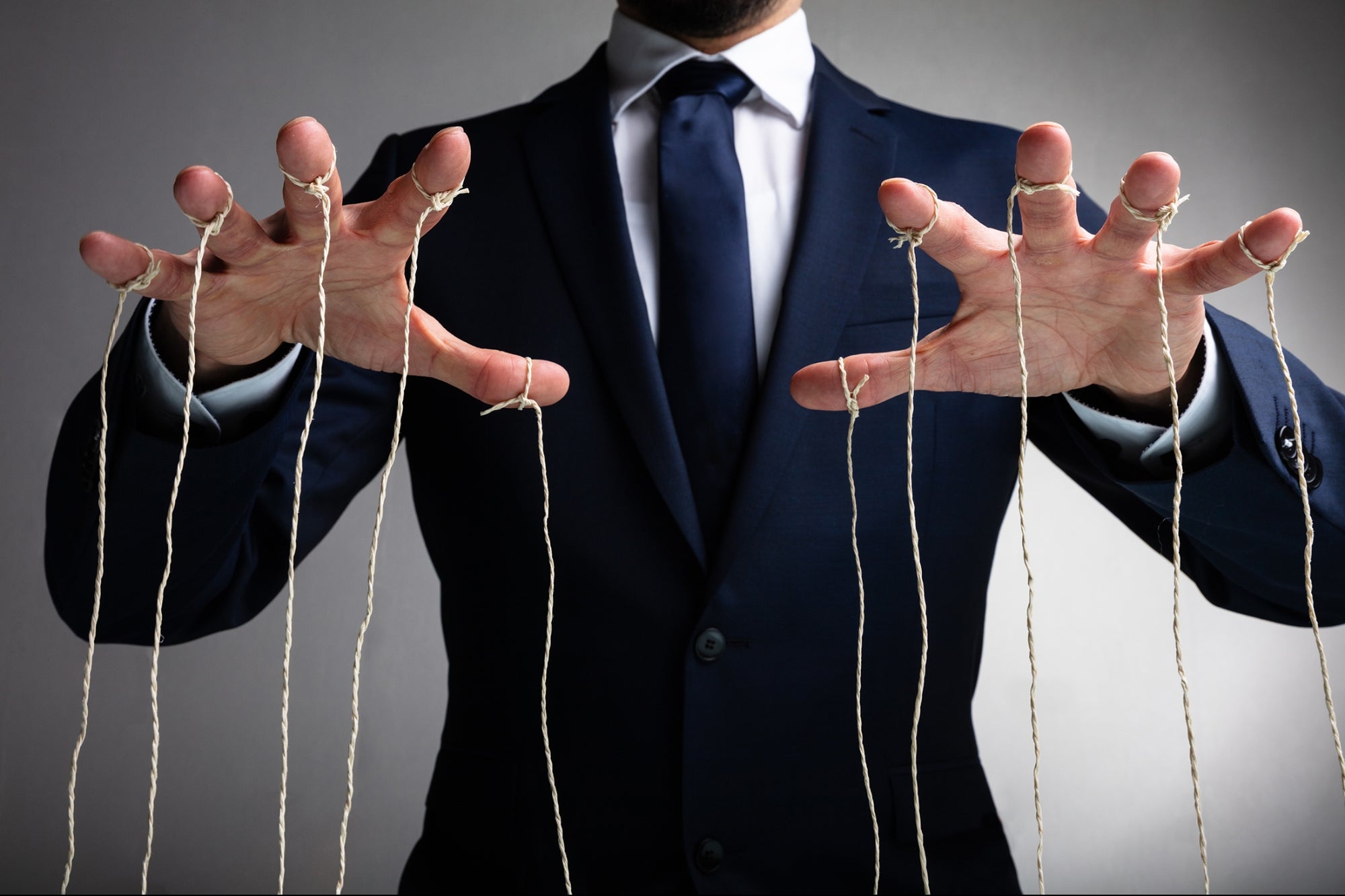 I Let My Ego Turn Me Into a Controlling Leader. Here's How I Reconditioned Myself and Learned to Let Go.