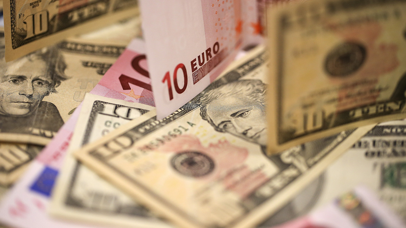 Europe Markets: Europe stocks end the day higher, helped by relief rally over U.S. midterms