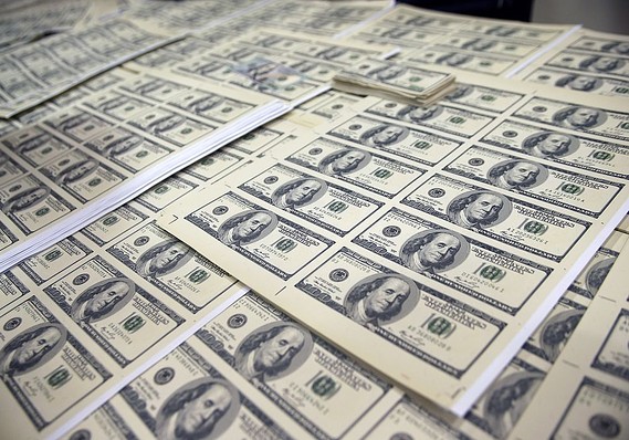 Market Extra: Dollar traders fear midterm-election risk, but here’s the reason the buck remains too enticing to ignore