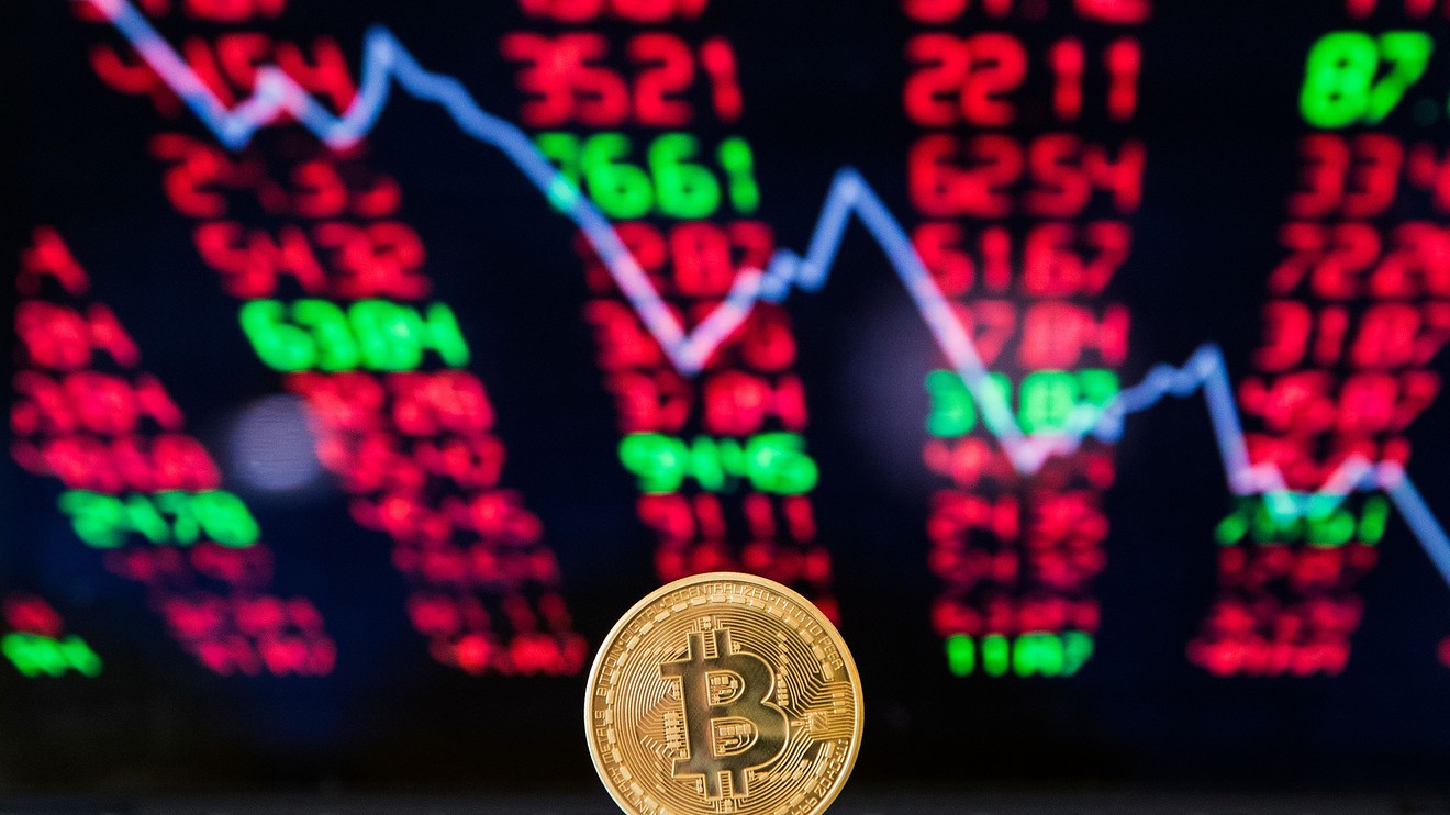 CryptoWatch: Bitcoin down 1%, heading toward lowest level of the week