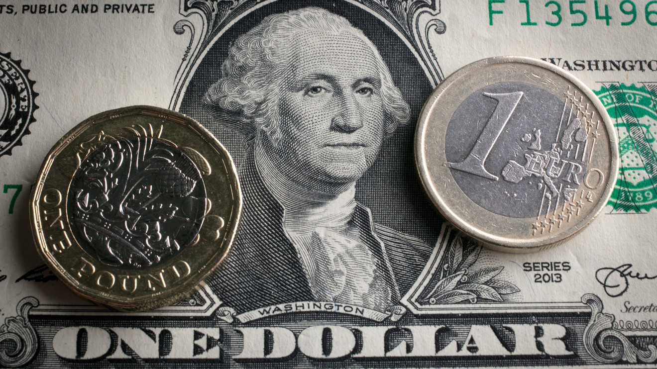 Currencies: Dollar on track for 4th weekly gain in a row after Fed policy update