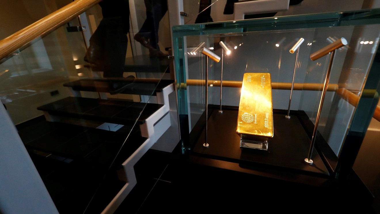 Metals Stocks: Gold prices pause the downdraft as inflation data, dollar action in focus