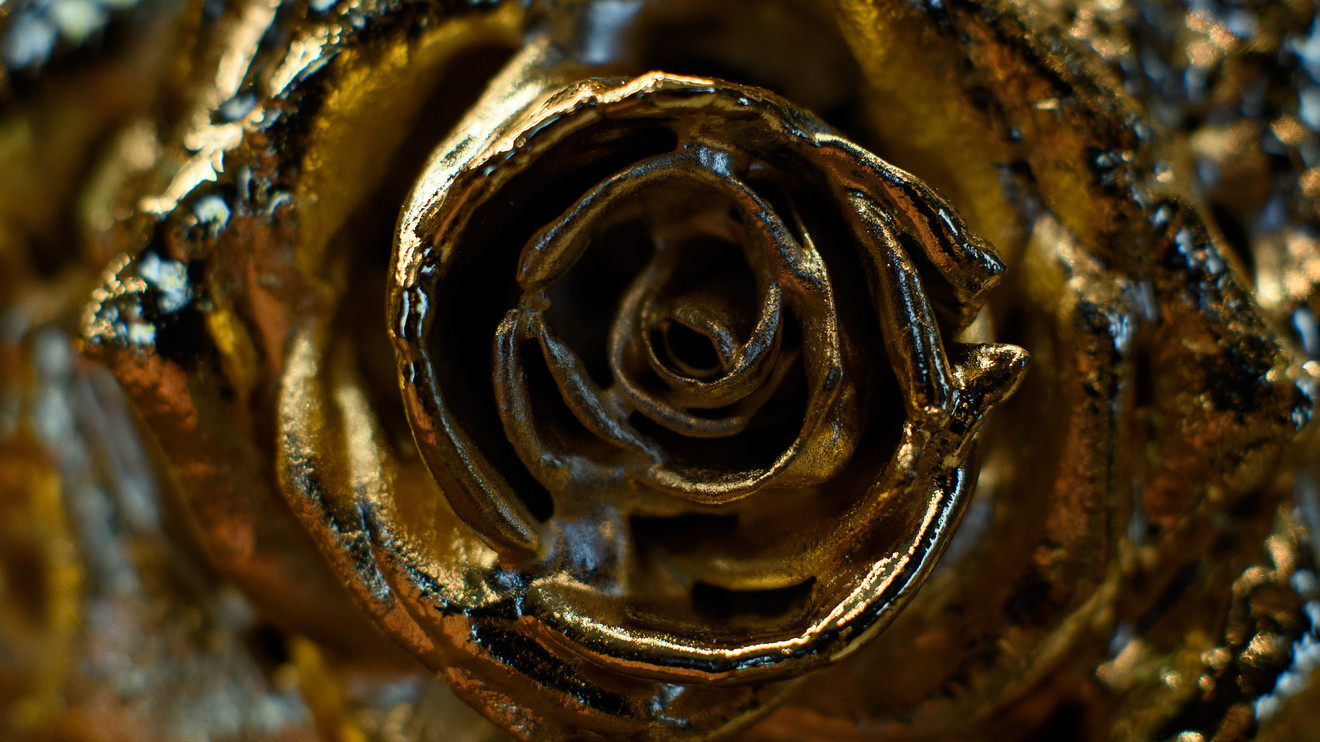 Metals Stocks: Gold resumes decline in lead-up to Fed meeting