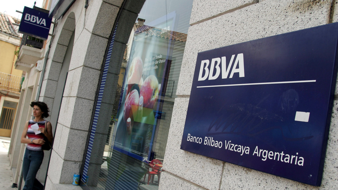 Europe Markets: Europe stocks fall along with broad-market slide, poised for weekly skid