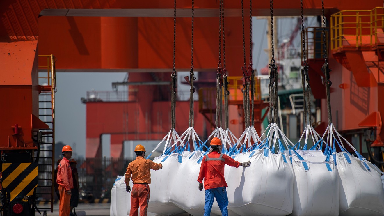 Asia Markets: Trade worries weigh down Asia stocks despite big rebound in U.S.