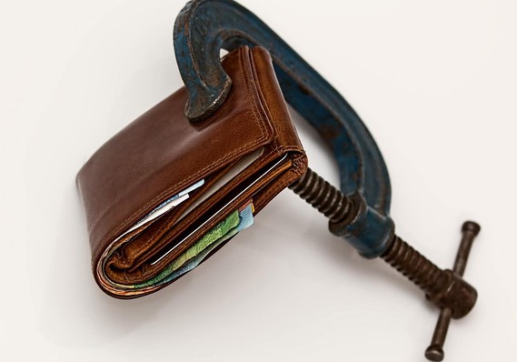 Outside the Box: Don’t ever lend money to family and friends — it’s not worth it