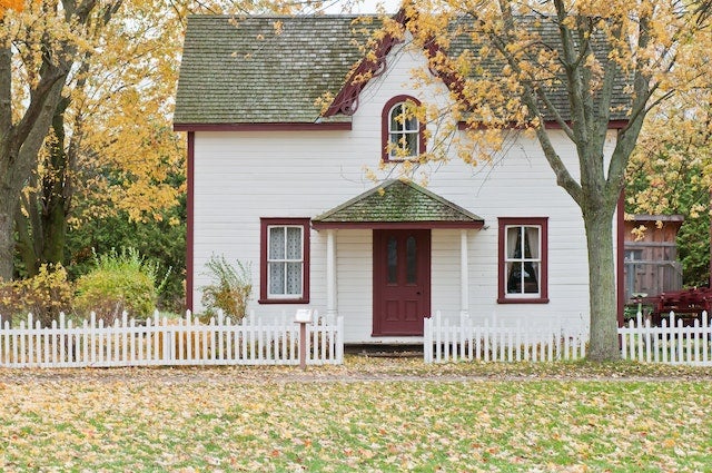 Refinance and Rejoice: A Simple Guide of Saving Thousands on Your Mortgage