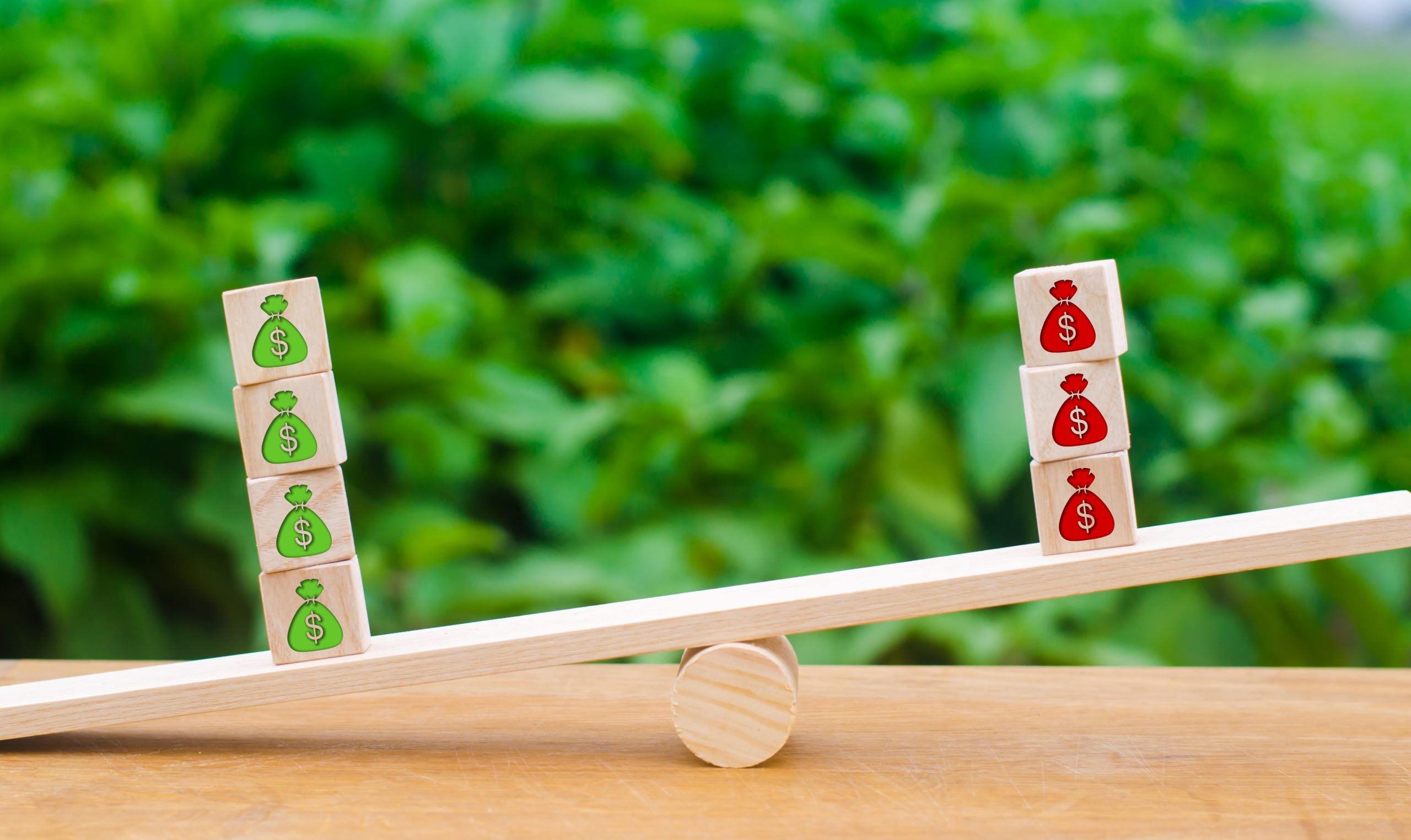 CVS Health (CVS) vs. MedAvail Holdings (MDVL): Which Is the Better Buy?