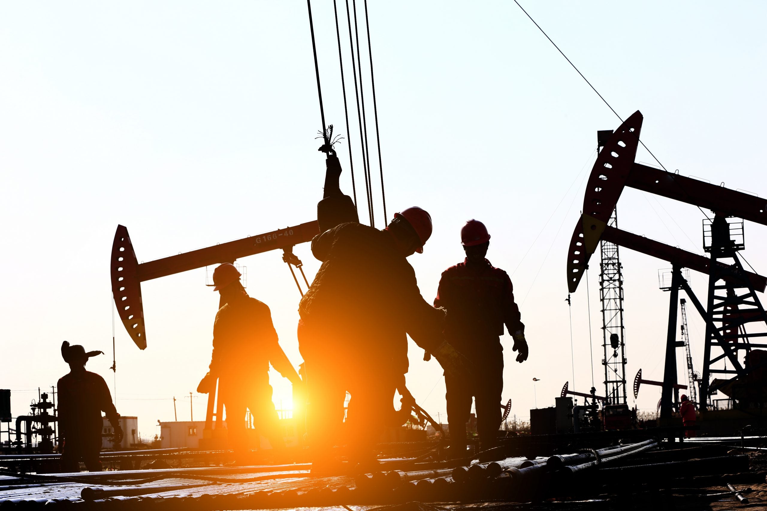 Which Energy Stock Should You Buy, Hold or Sell: Schlumberger (SLB) or Geospace Technologies (GEOS)